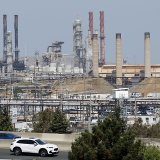 L'industrie pétrolière soutenue par Joe Biden et l'administration démocrate, qui ont autorisé de nouveaux forages, au grand dam des écologistes. KEYSTONE/EPA/JOHN G. MABANGLO
